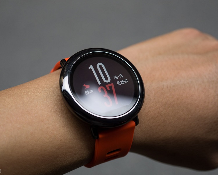 Xiaomi ra mắt smartwatch Haylou Solar giá rẻ chỉ 500K, pin 30 ngày